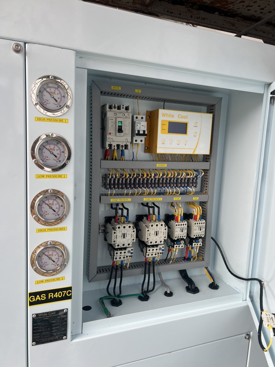 may-lam-mat-nuoc-xi-ma